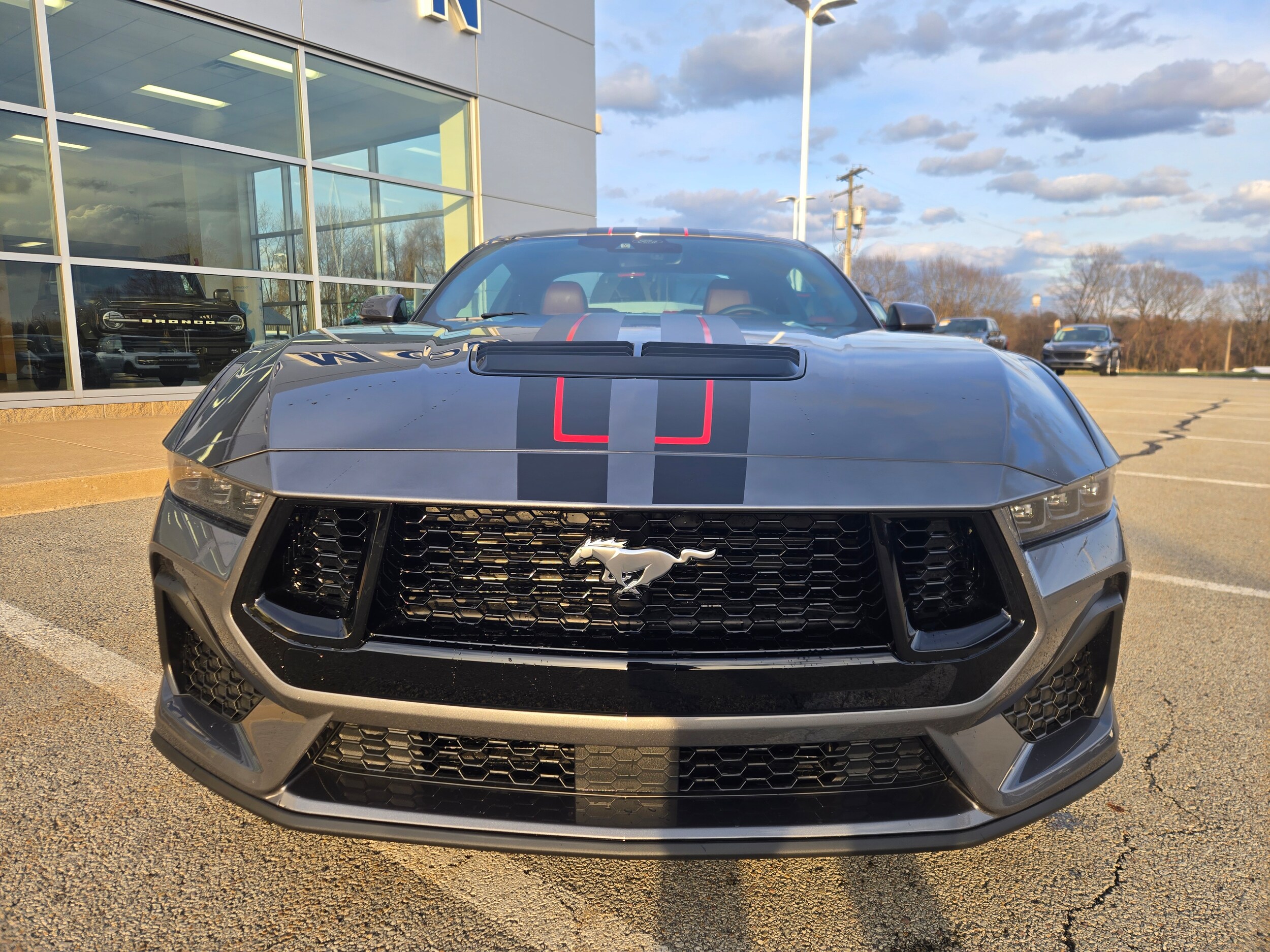 2025 Ford Mustang GT Premium photo 2