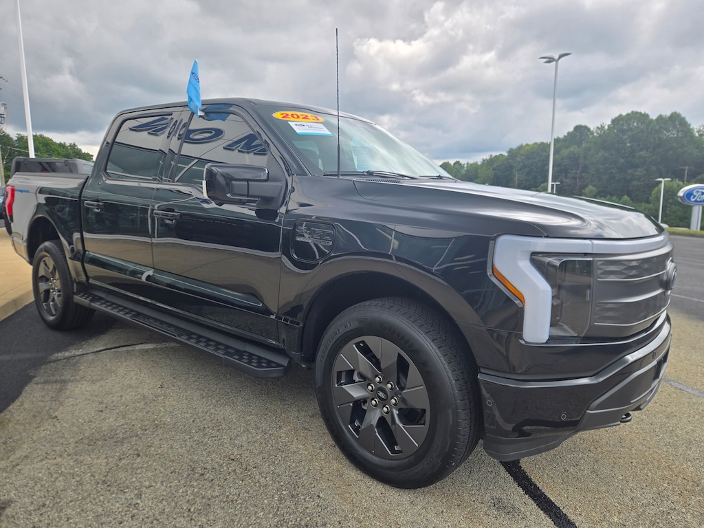 Certified 2023 Ford F-150 Lightning LARIAT LARIAT 4WD SuperCrew 5.5 Box