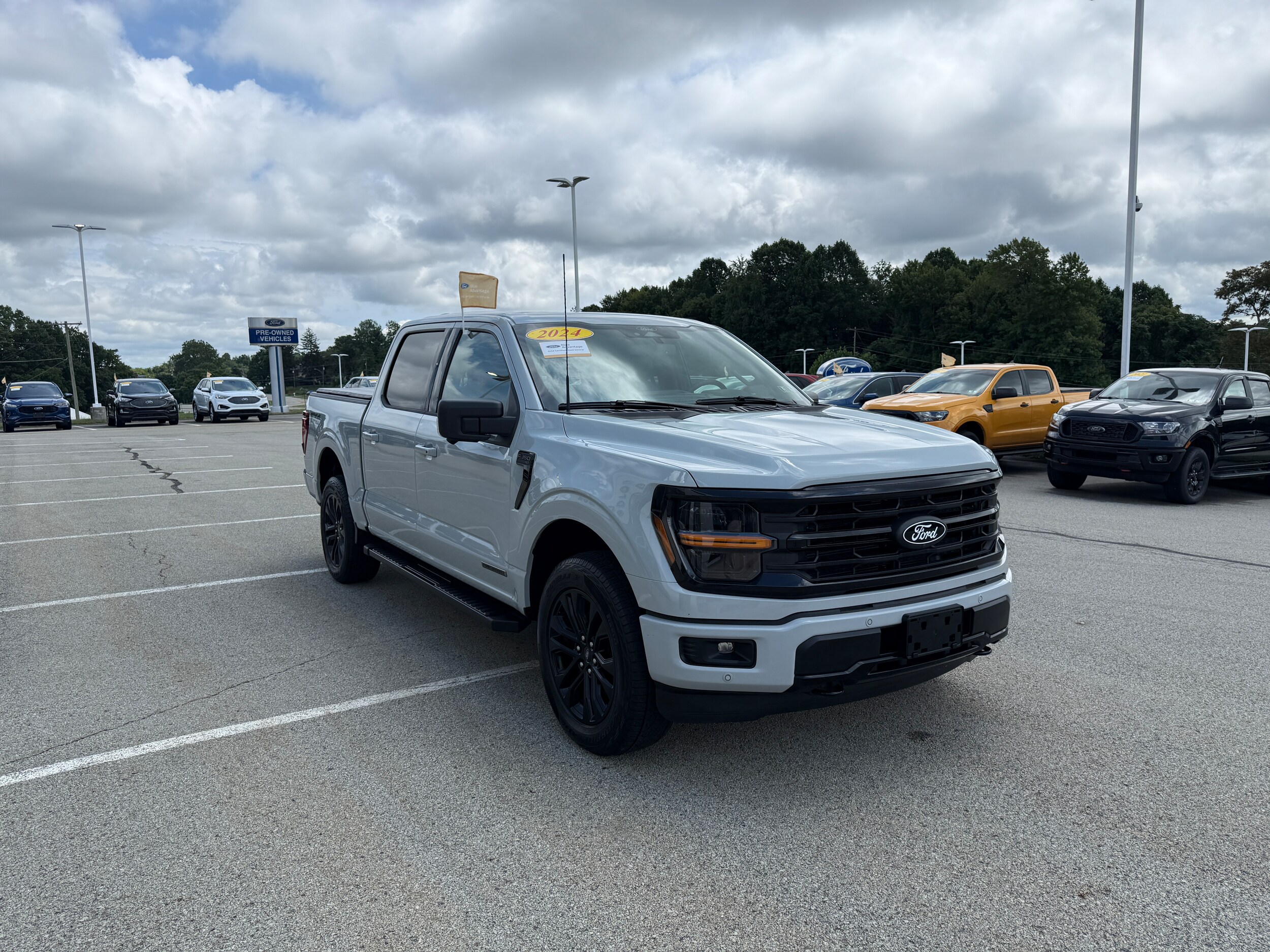 2024 Ford F-150 XLT photo 3