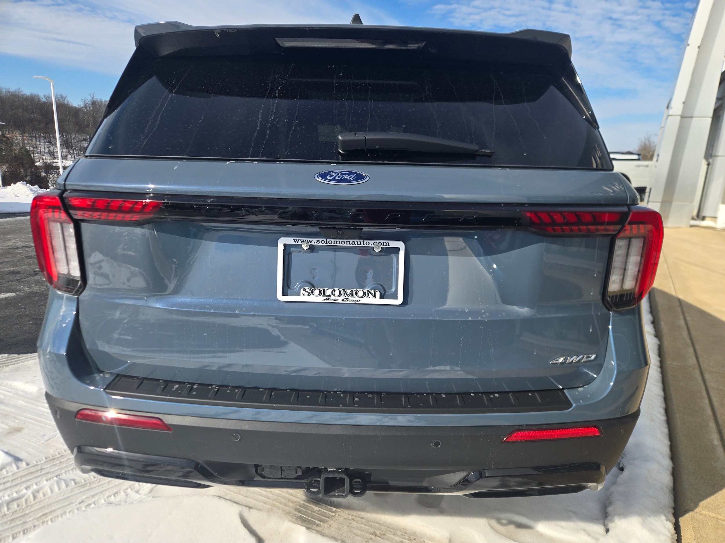View vehicle photo 6