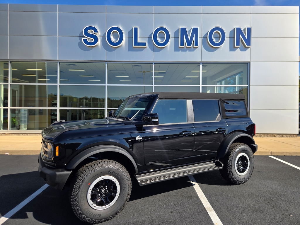 New 2025 Ford Bronco Outer Banks SUV