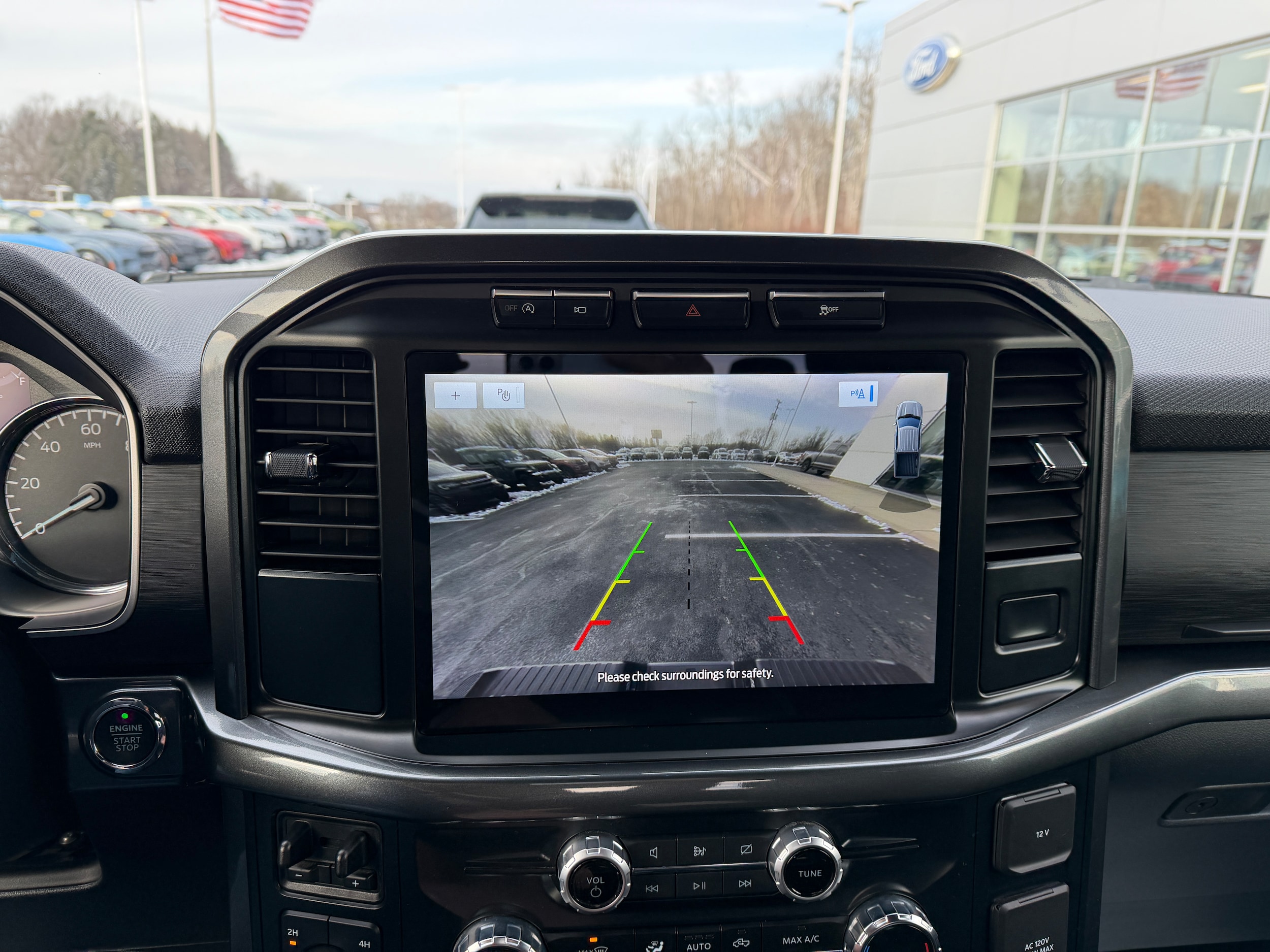 2023 Ford F-150 XLT - Photo 18