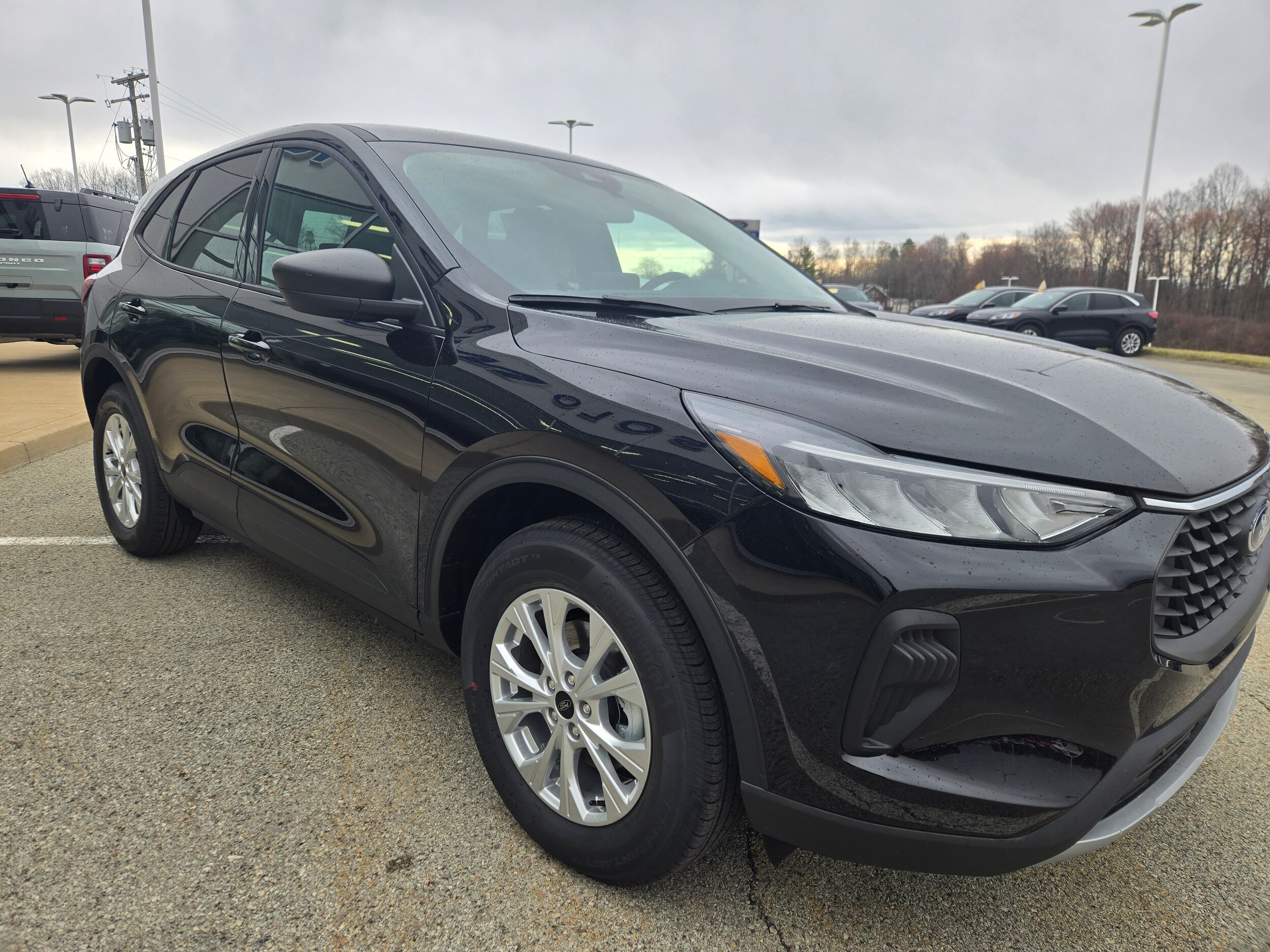 2025 Ford Escape Active photo 2