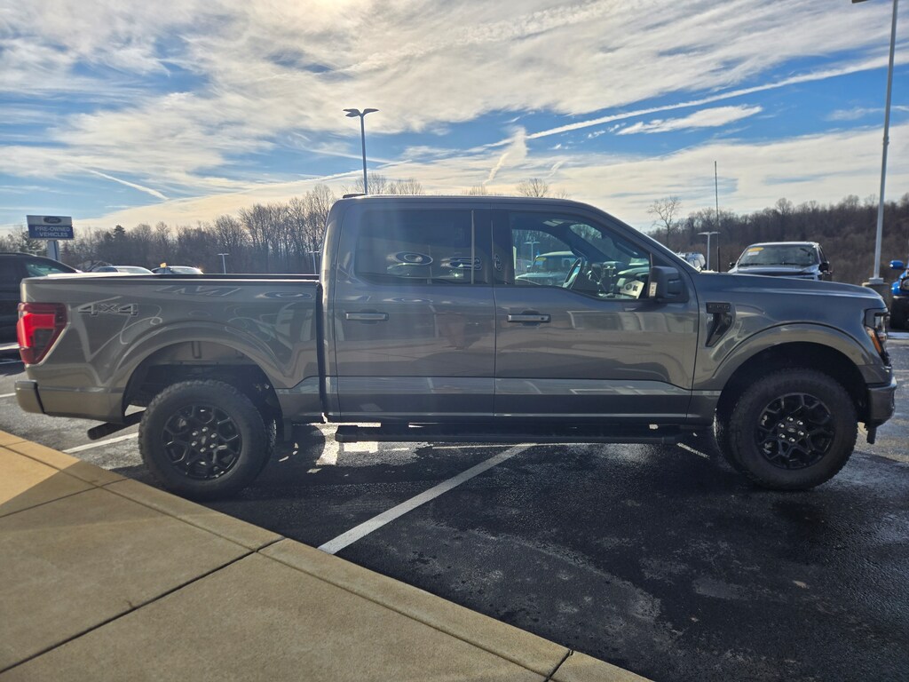 New 2025 Ford F-150 XLT TRUCK