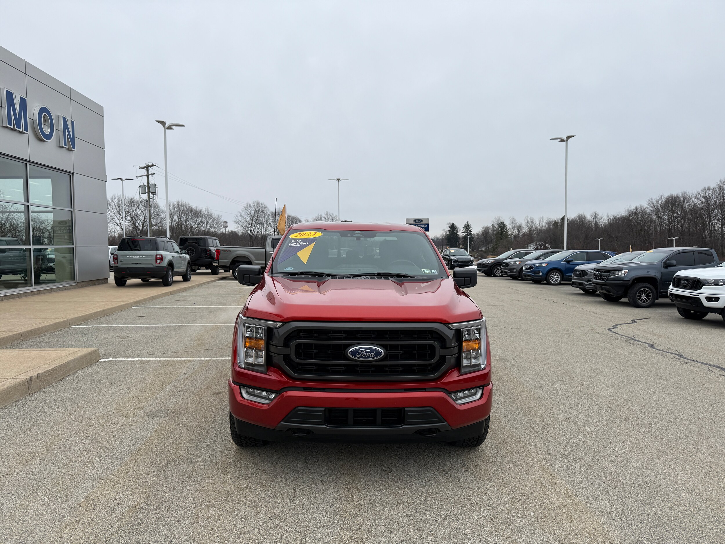 2023 Ford F-150 XLT photo 2