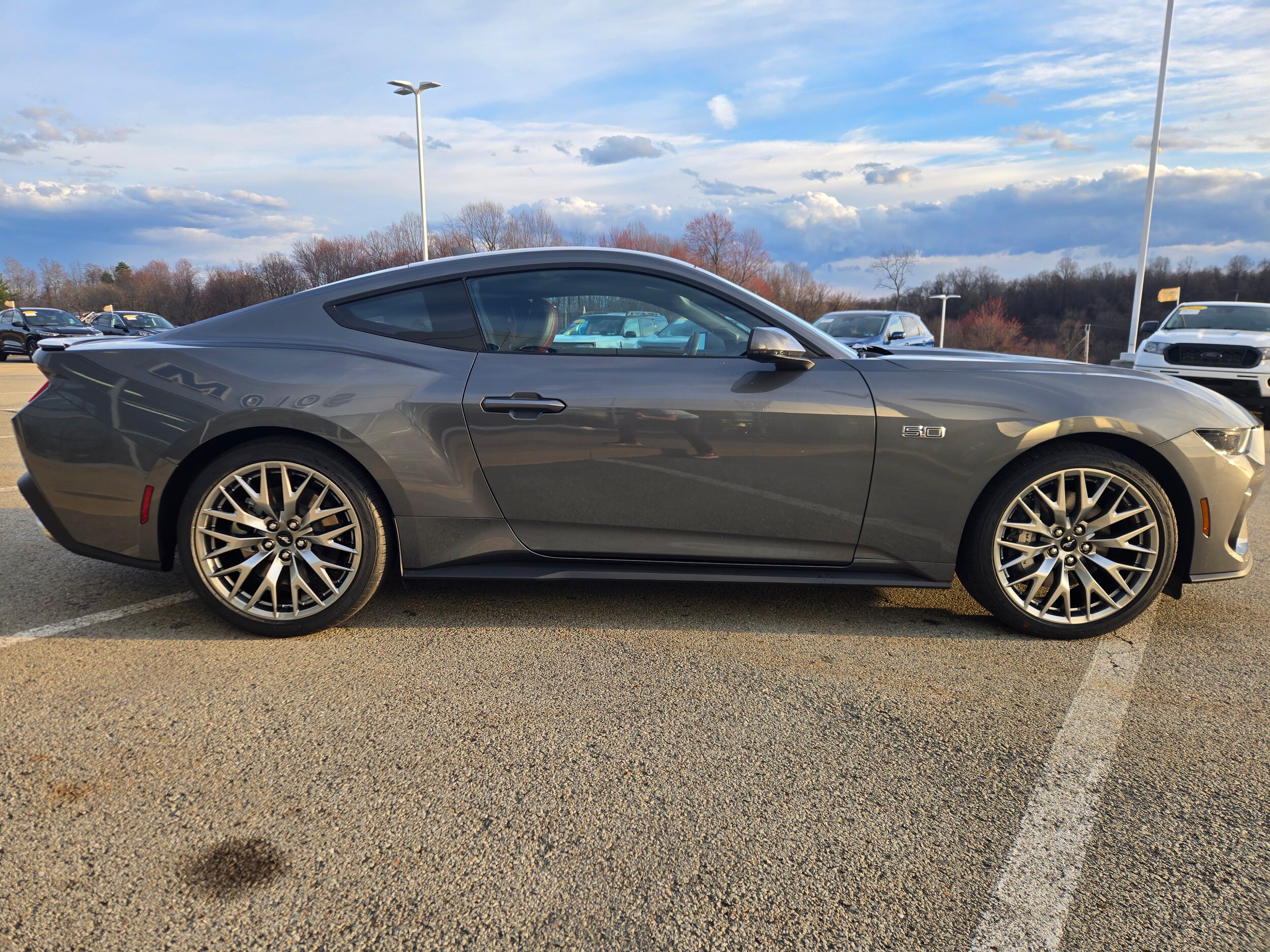 2025 Ford Mustang GT Premium photo 4