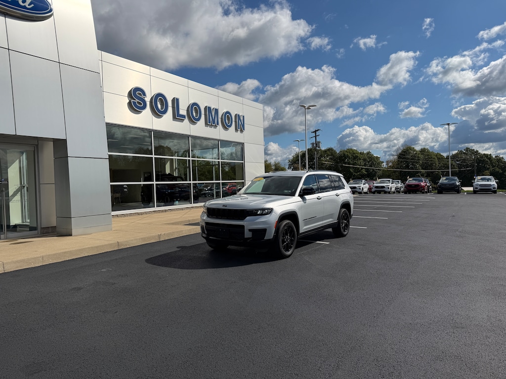 Used 2024 Jeep Grand Cherokee L Altitude Altitude 4x4