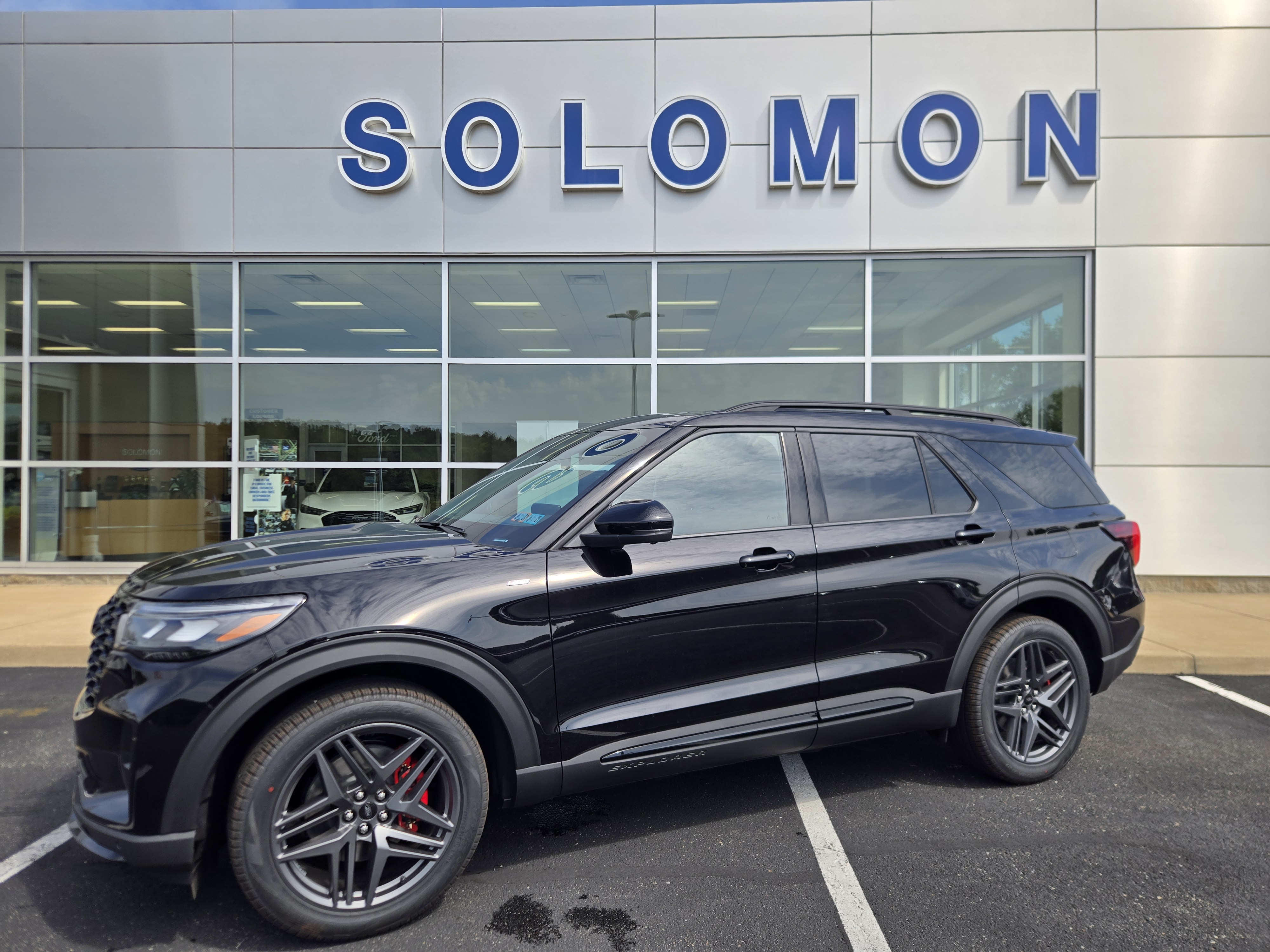 2027 Ford Explorer ST-Line SUV