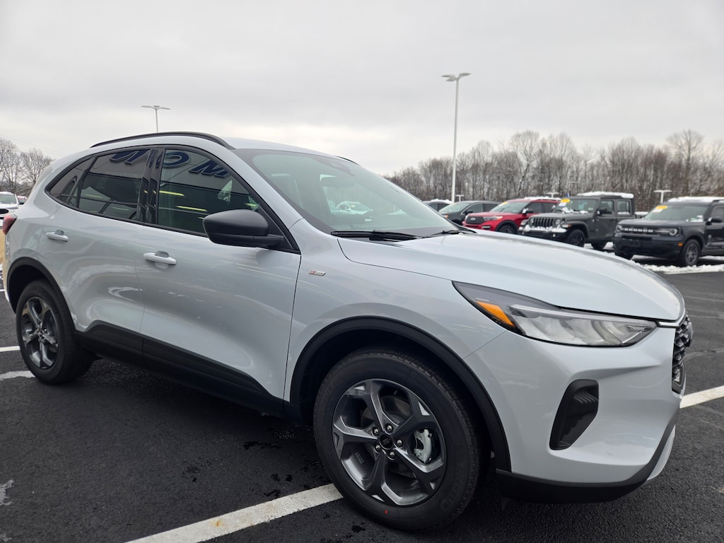 New 2026 Ford Escape ST-Line SUV