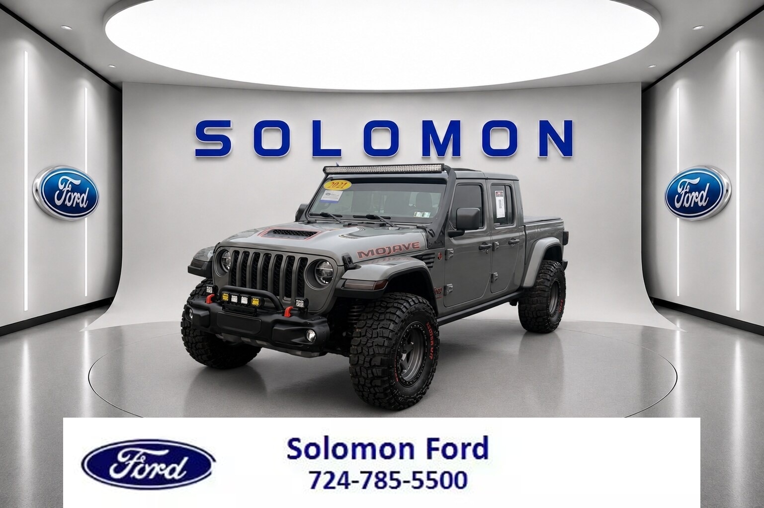 Sting-Gray Clearcoat 2021 Jeep Gladiator Pickup Truck Four-Wheel Drive Automatic