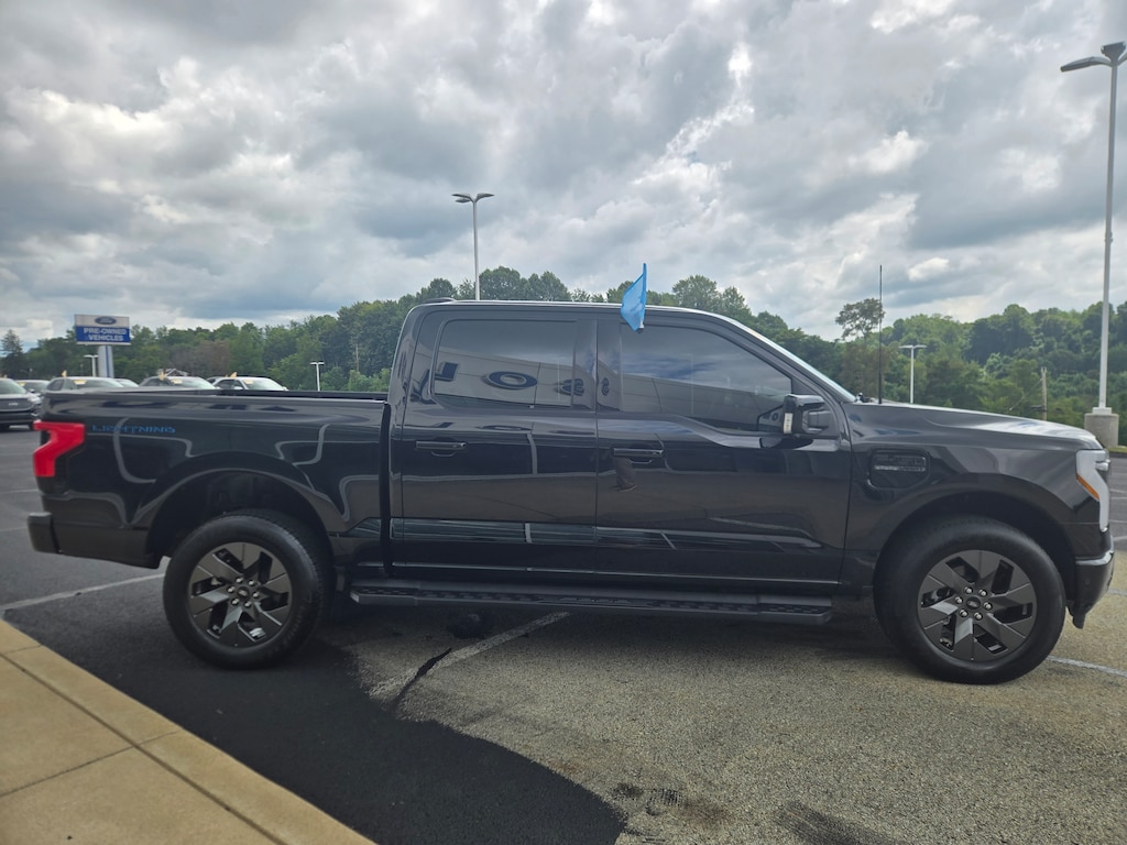 Certified 2023 Ford F-150 Lightning LARIAT LARIAT 4WD SuperCrew 5.5 Box
