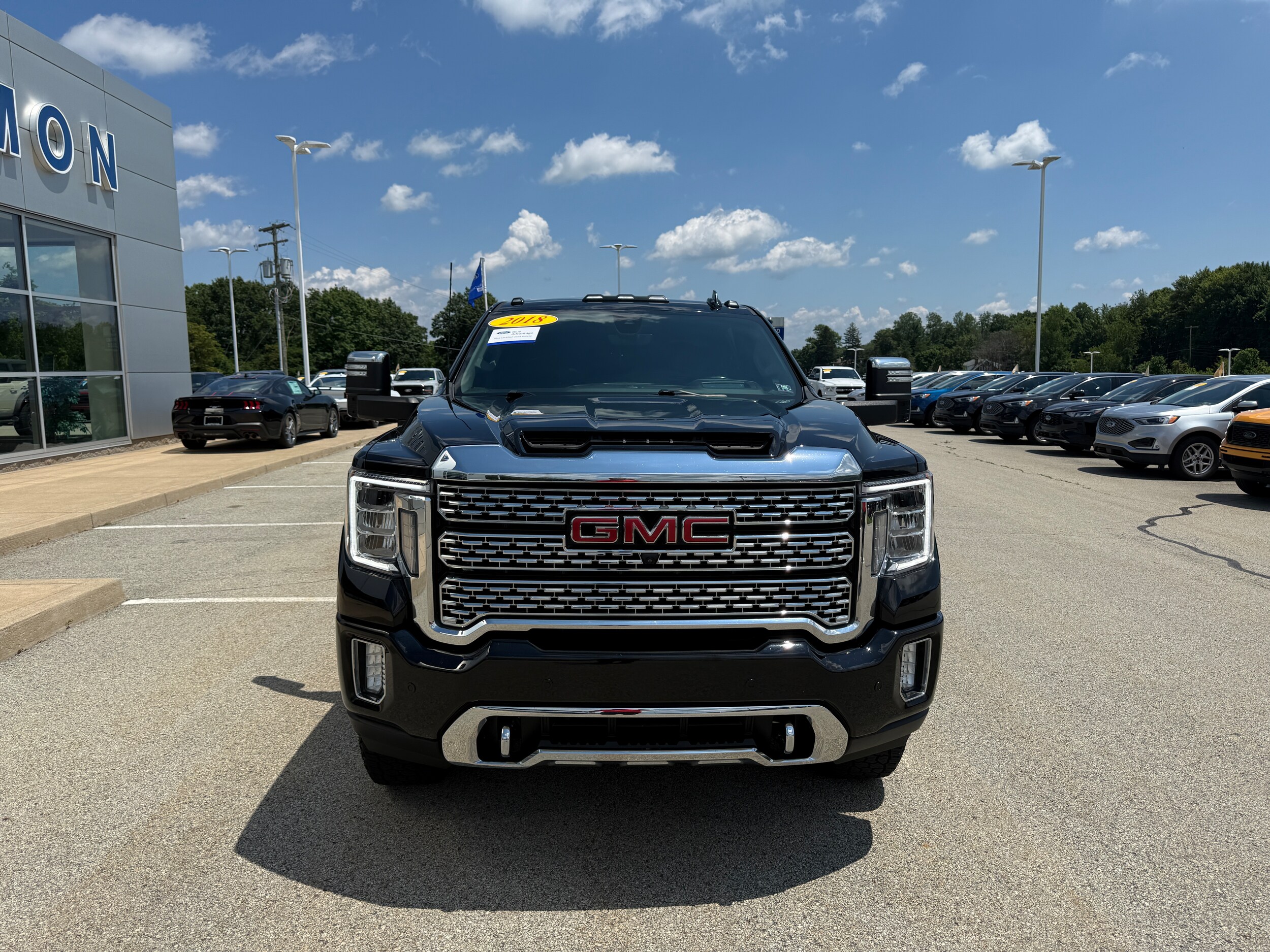 2022 Gmc Sierra HD Denali photo 2
