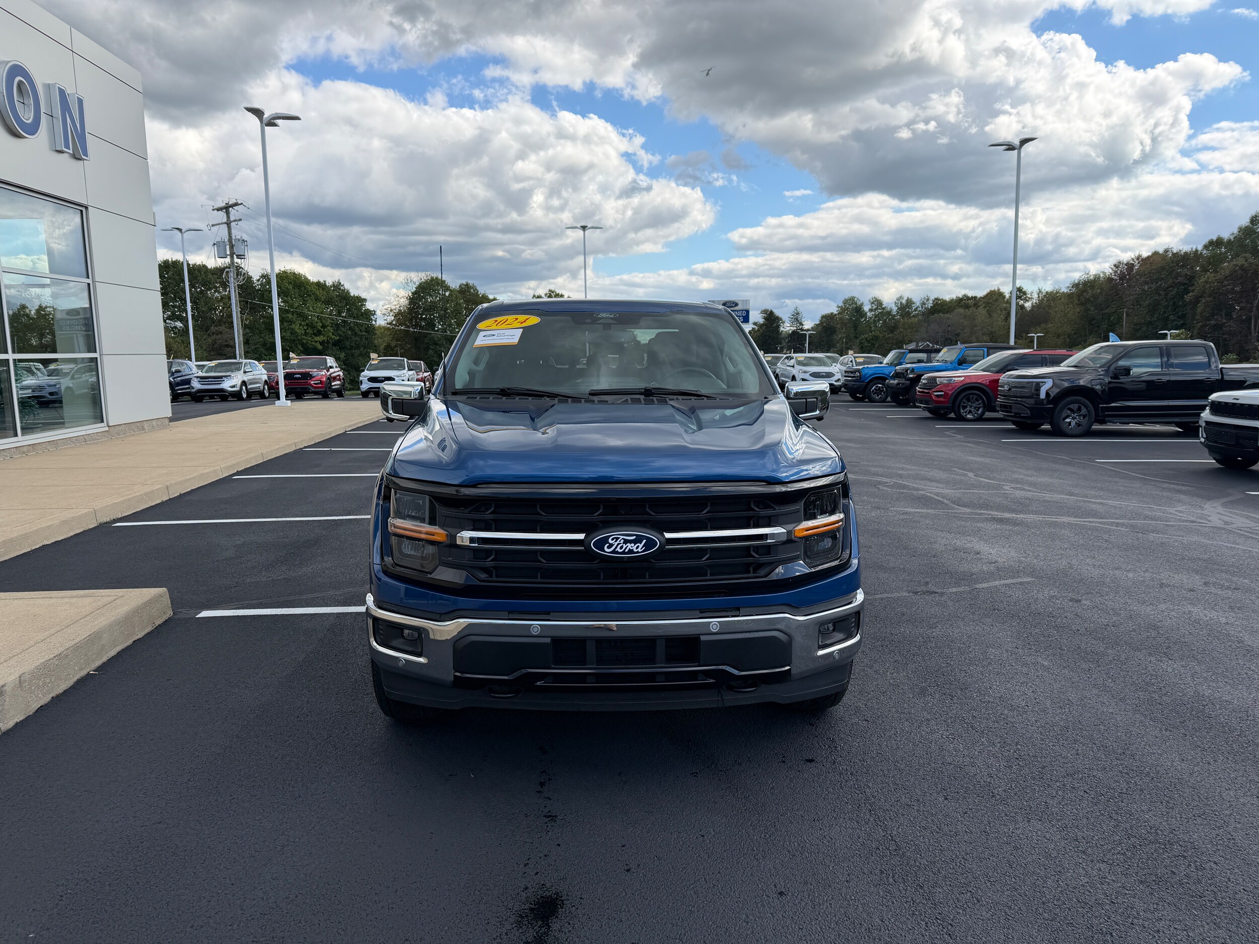 2024 Ford F-150 XLT photo 3