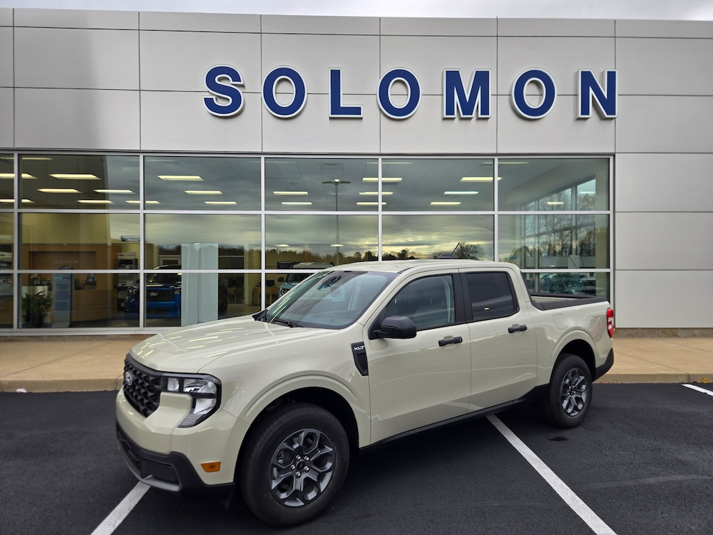 New 2025 Ford Maverick XLT TRUCK