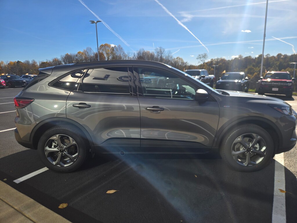 New 2026 Ford Escape ST-Line SUV