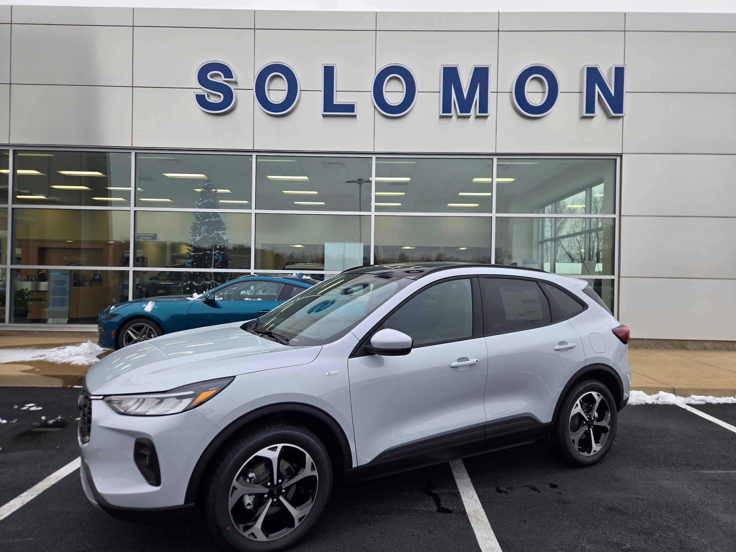 2026 Ford Escape ST-Line Select's photo