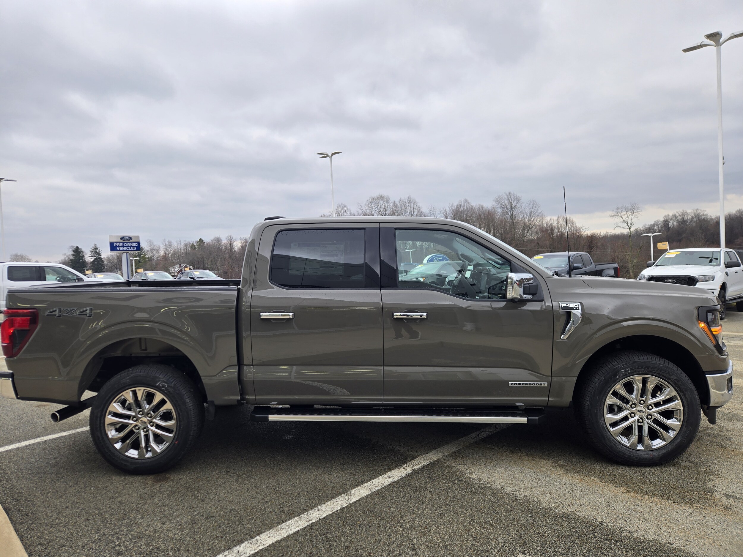 2025 Ford F-150 XLT photo 4