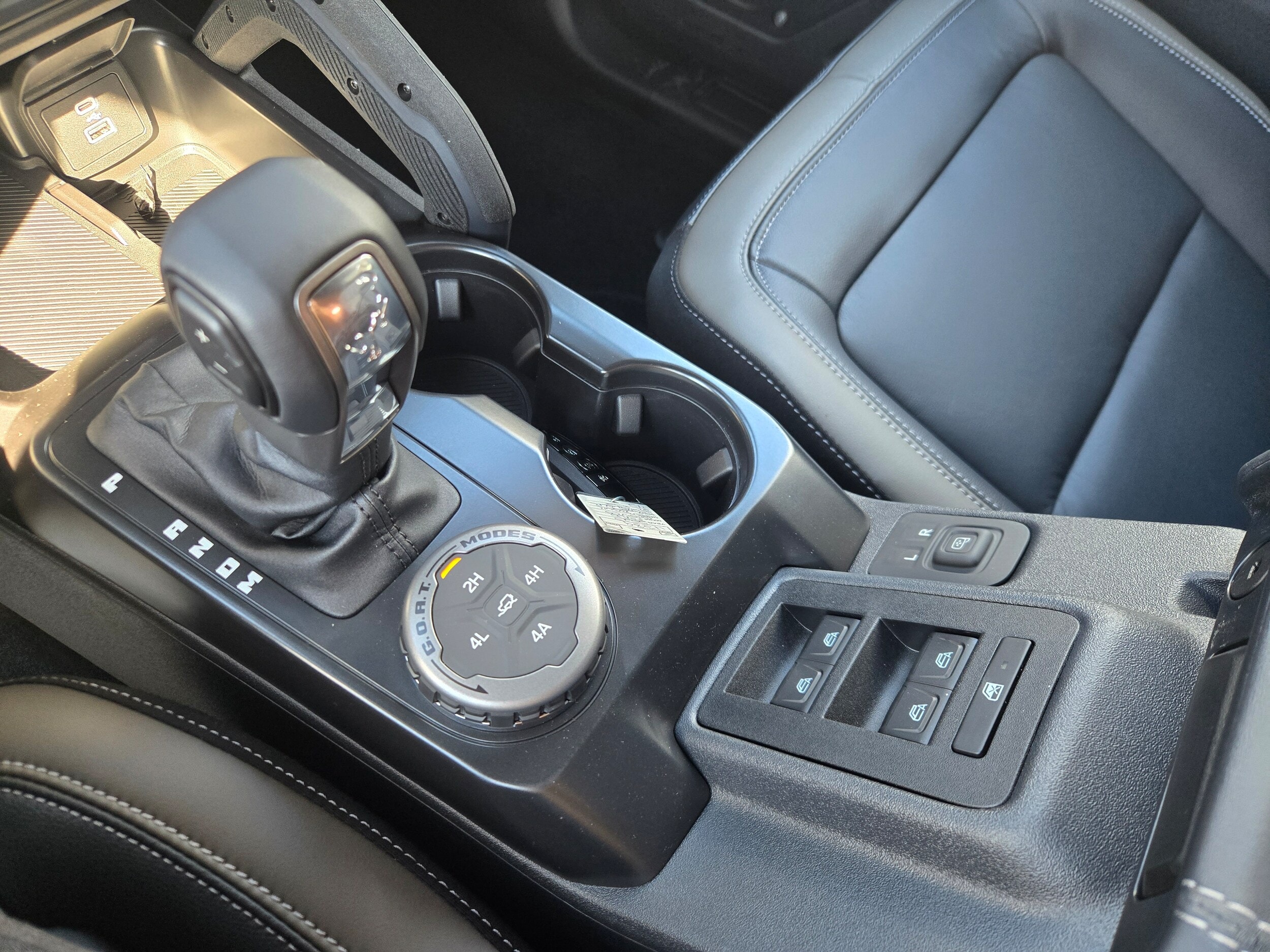 2025 Ford Bronco 4-Door Outer Banks - Photo 21