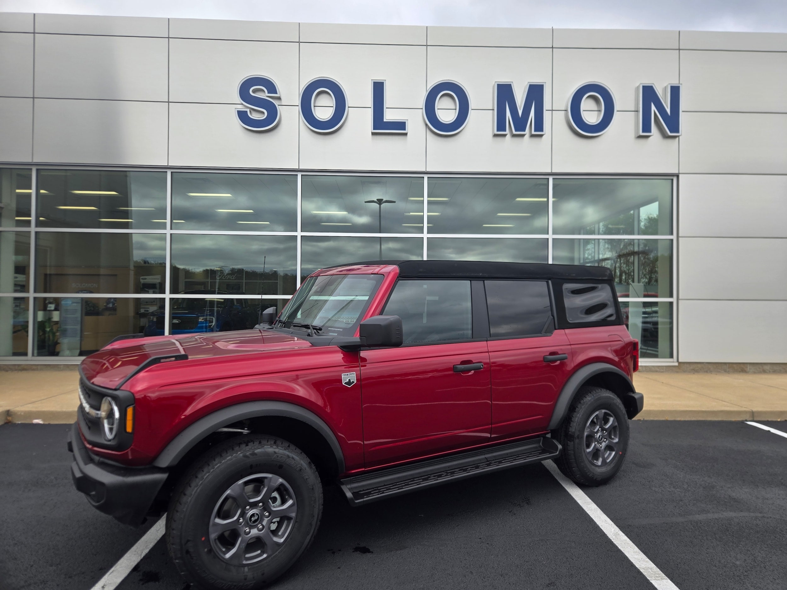 2025 Ford Bronco 4-Door Big Bend's photo