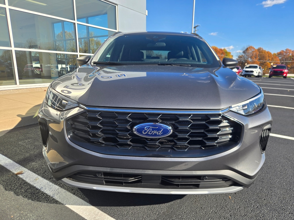 New 2026 Ford Escape ST-Line SUV