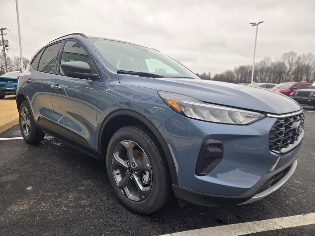 New 2026 Ford Escape ST-Line SUV