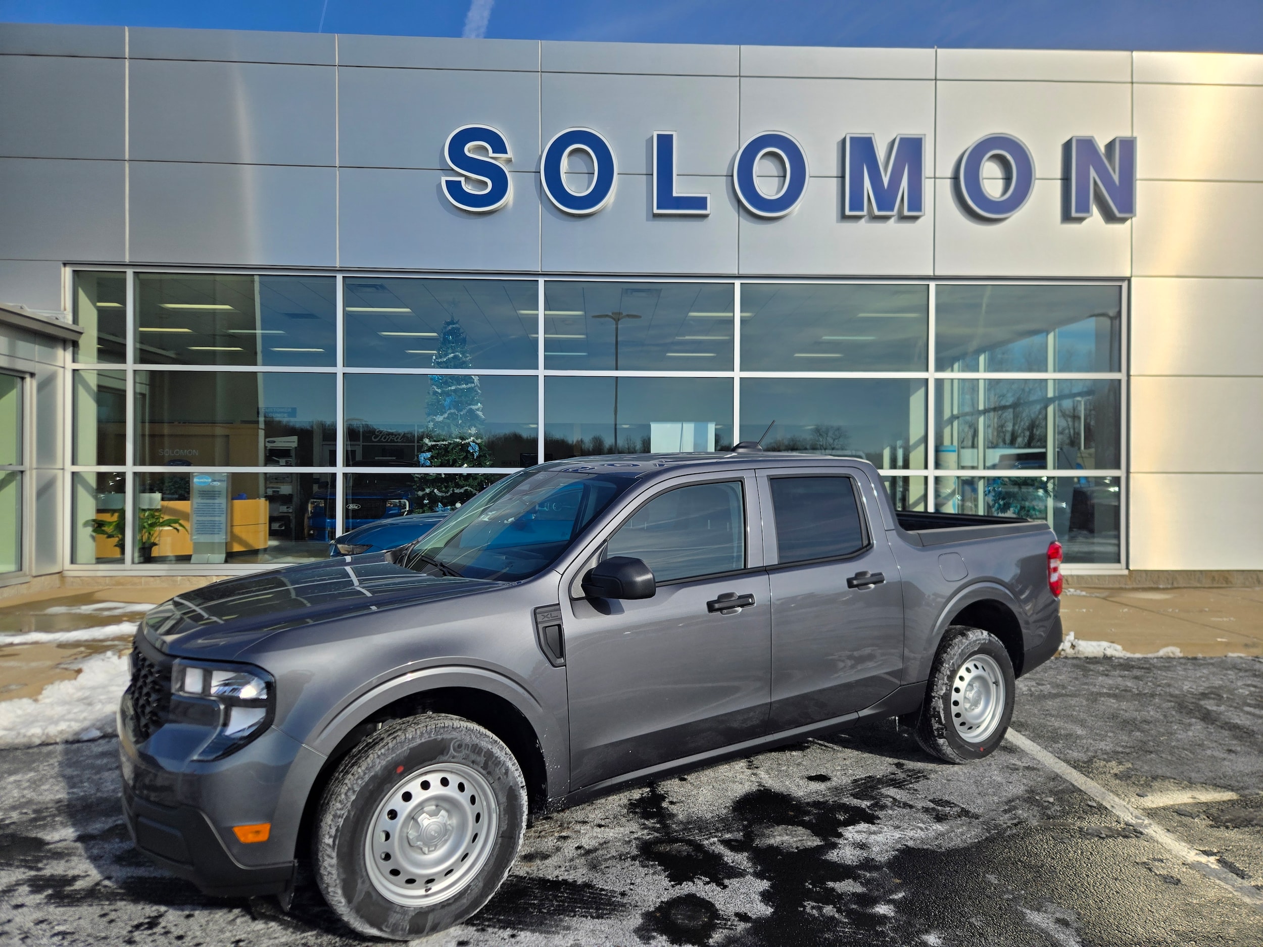 2026 Ford Maverick XL's photo