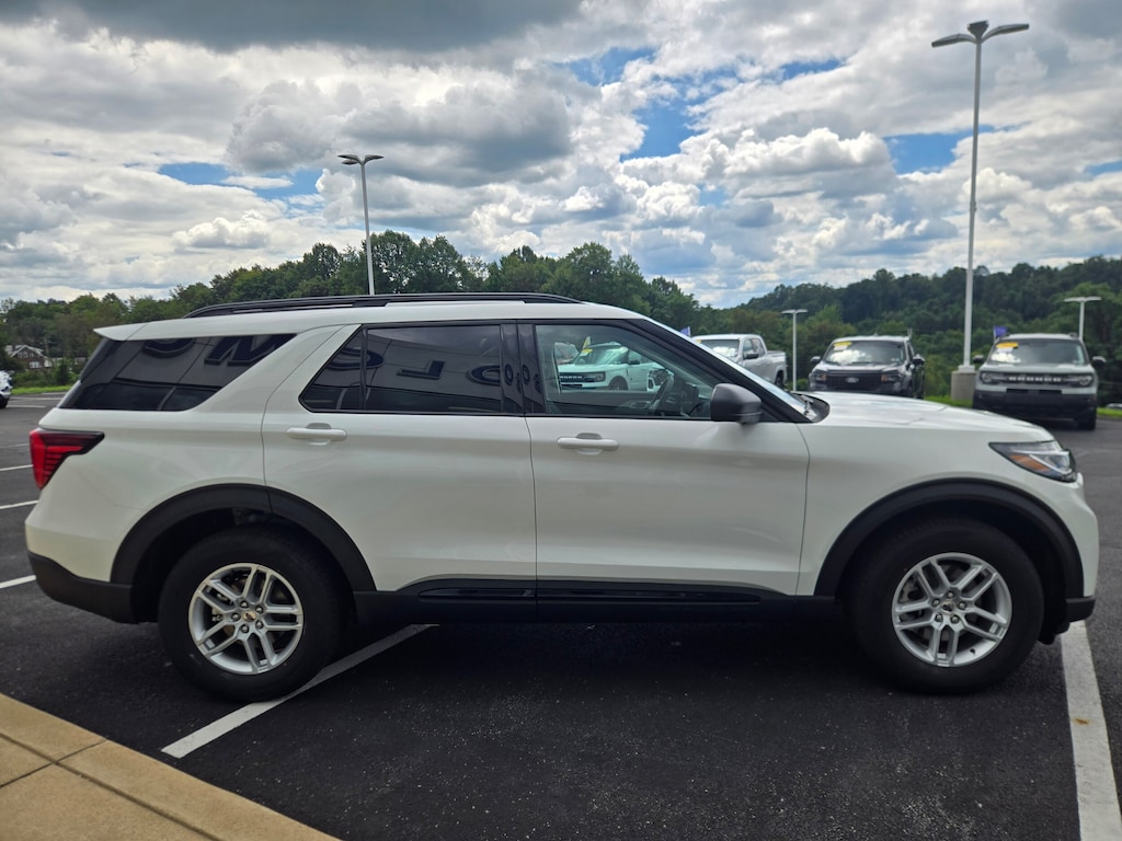 New 2026 Ford Explorer Active SUV