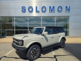 2025 Ford Bronco Outer Banks SUV
