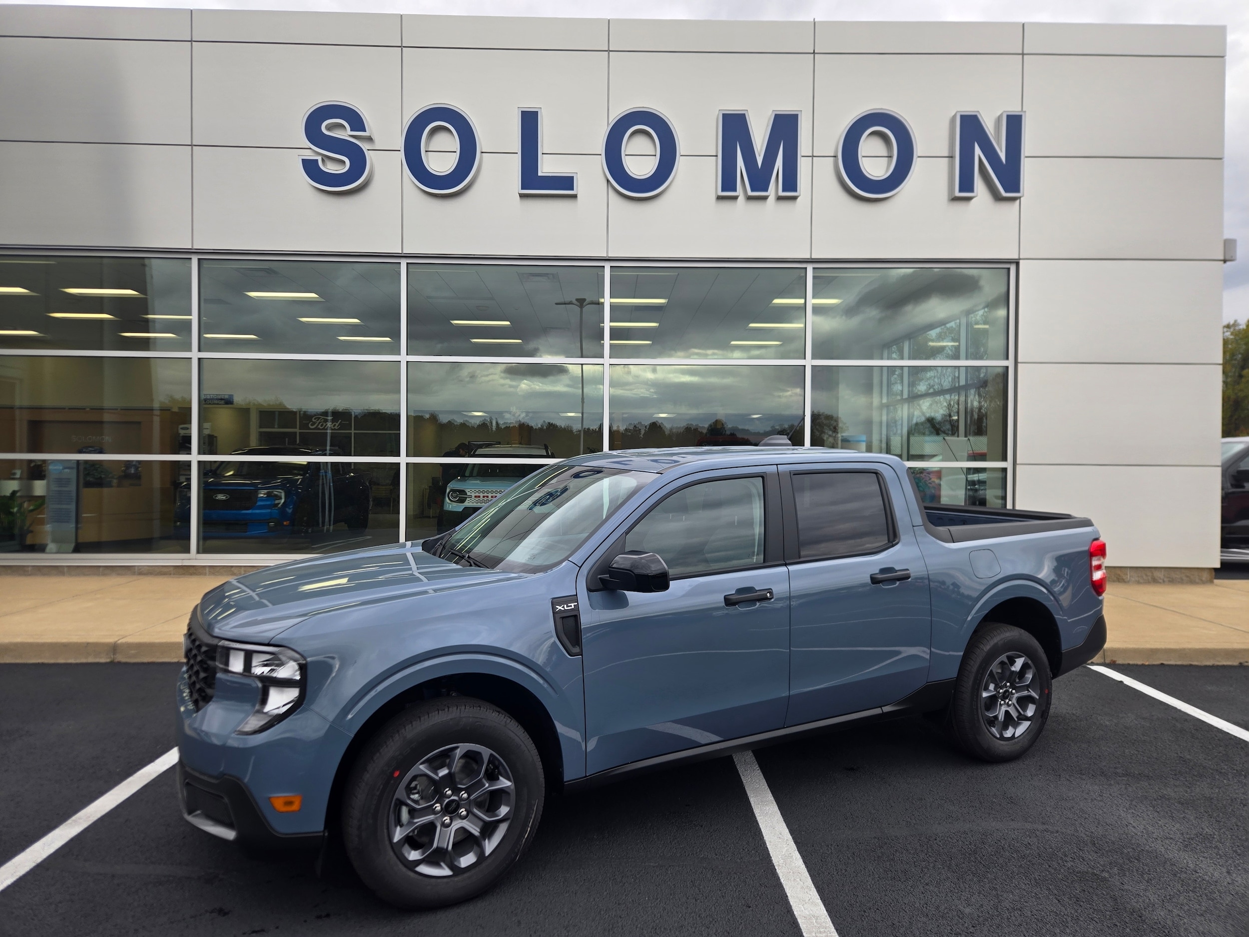 2025 Ford Maverick XLT's photo