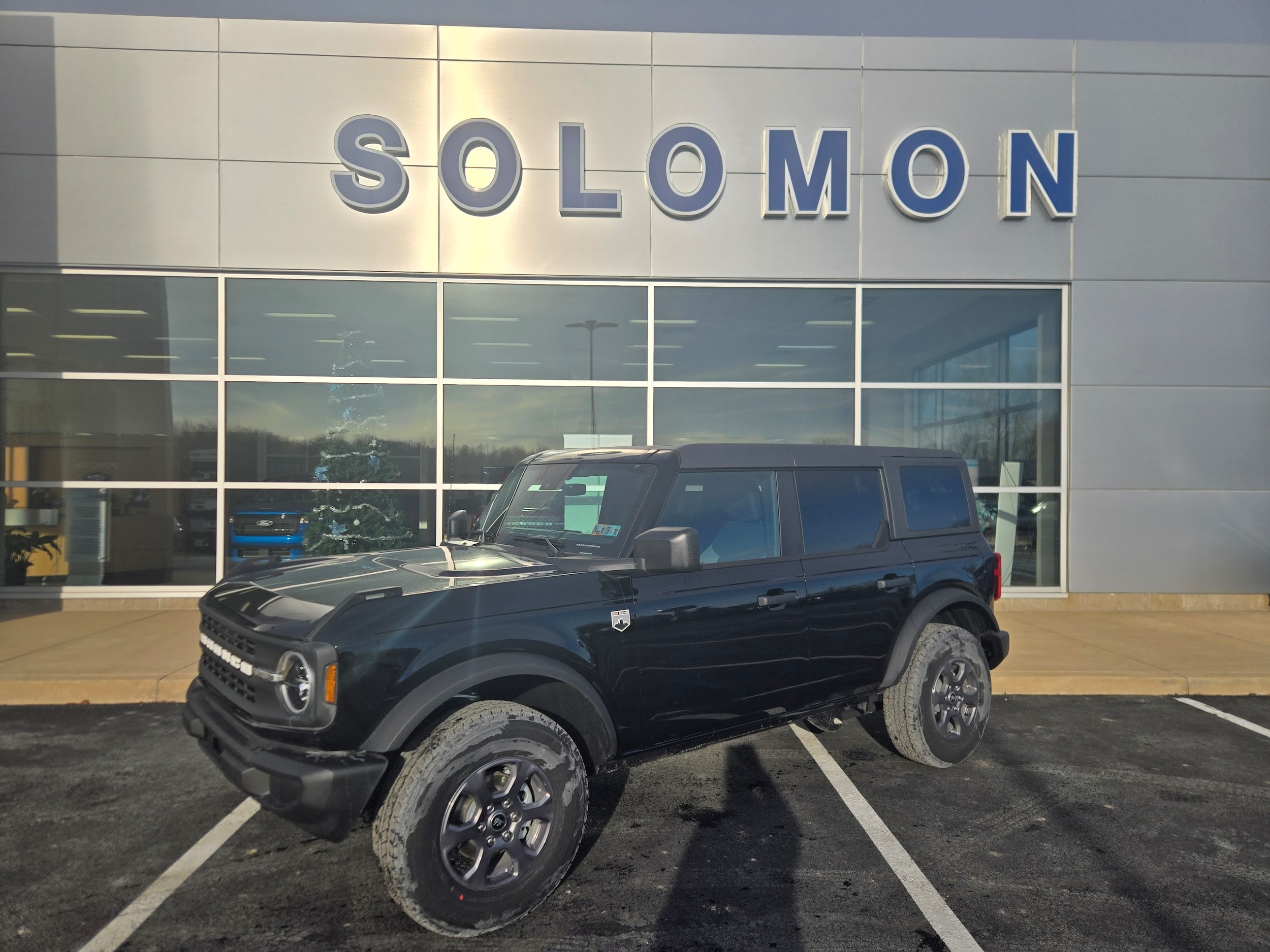 2025 Ford Bronco 4-Door Big Bend's photo