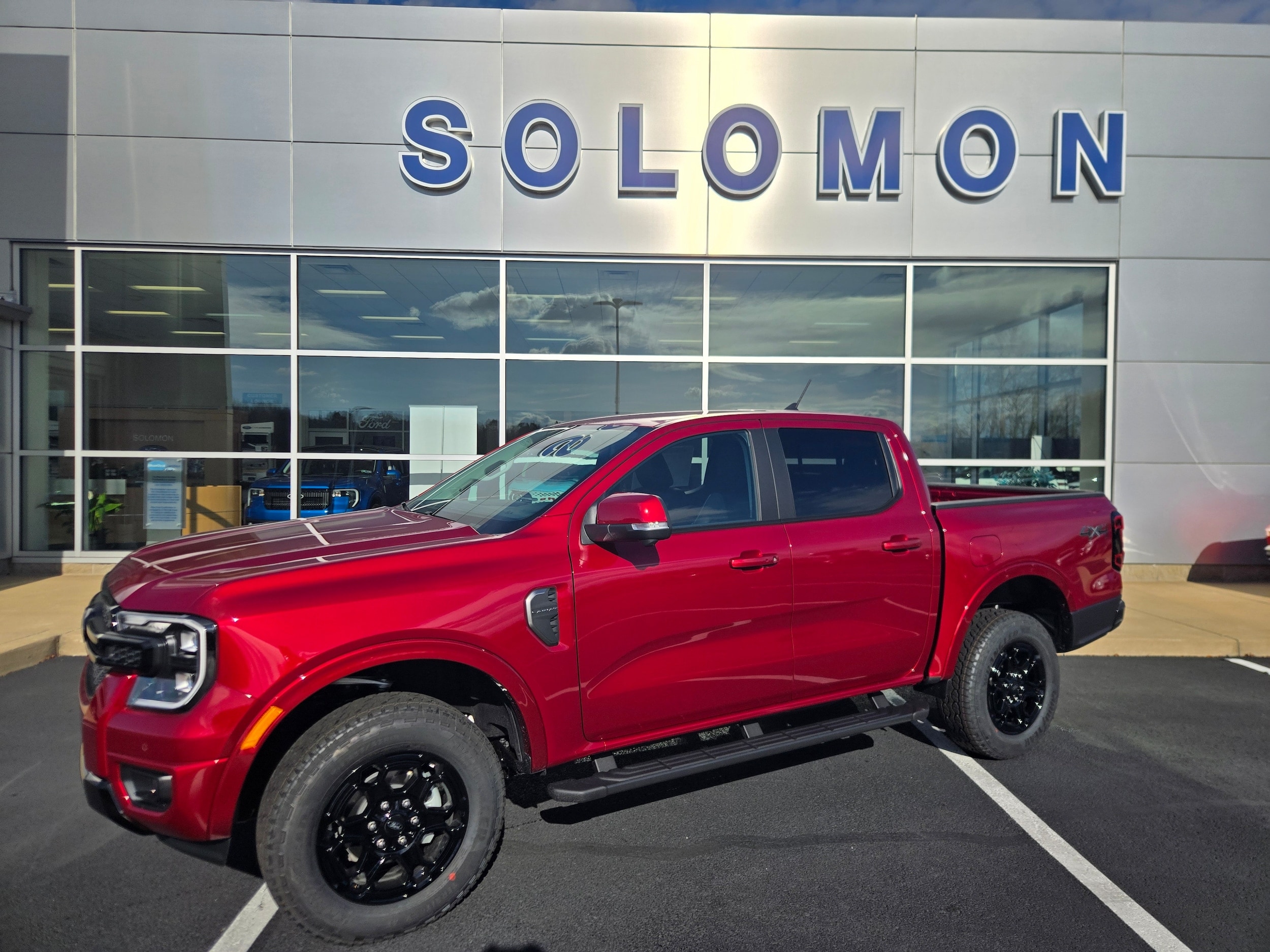 2025 Ford Ranger Lariat's photo