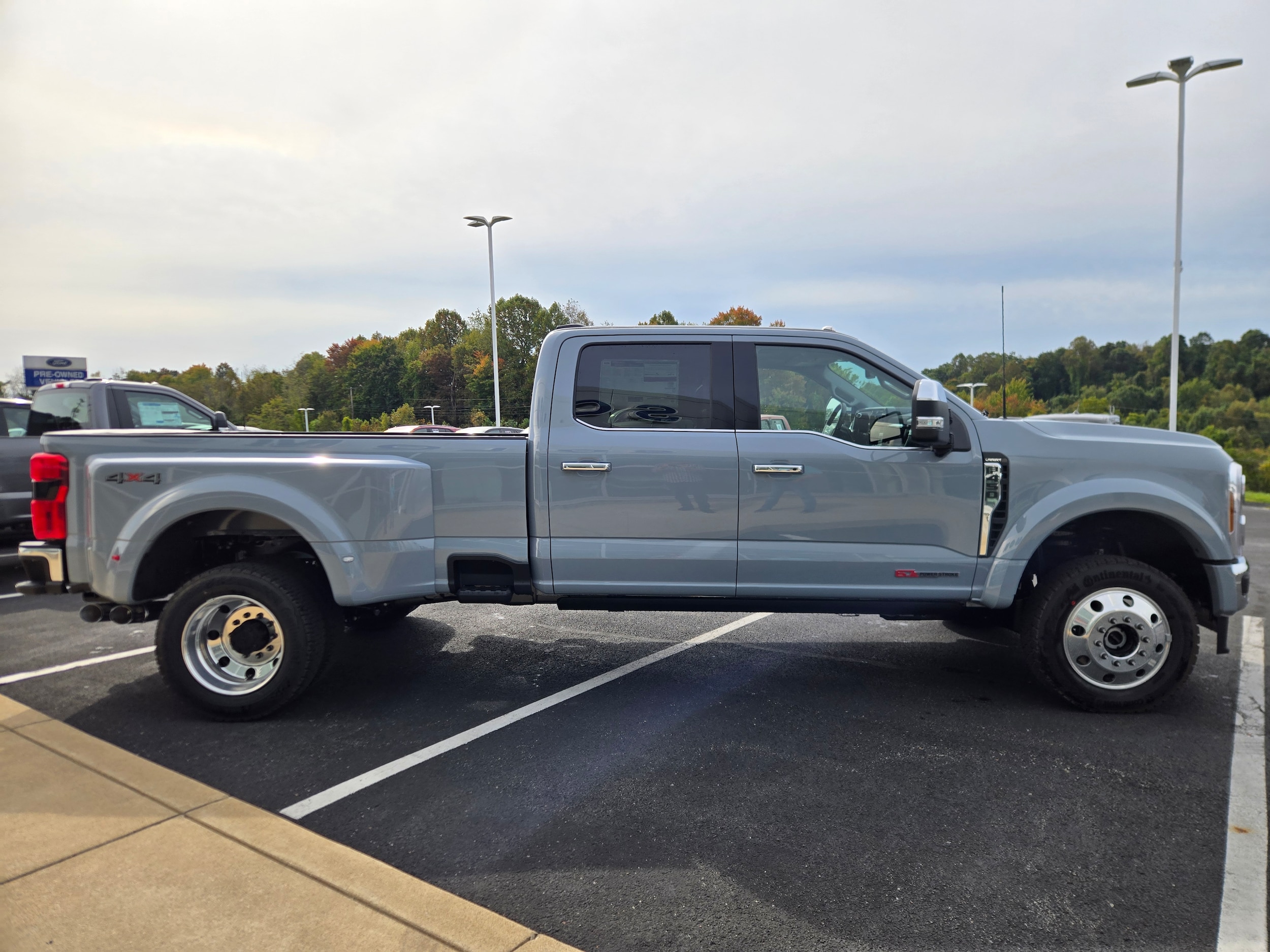 New 2027 Ford F-450 TRUCK