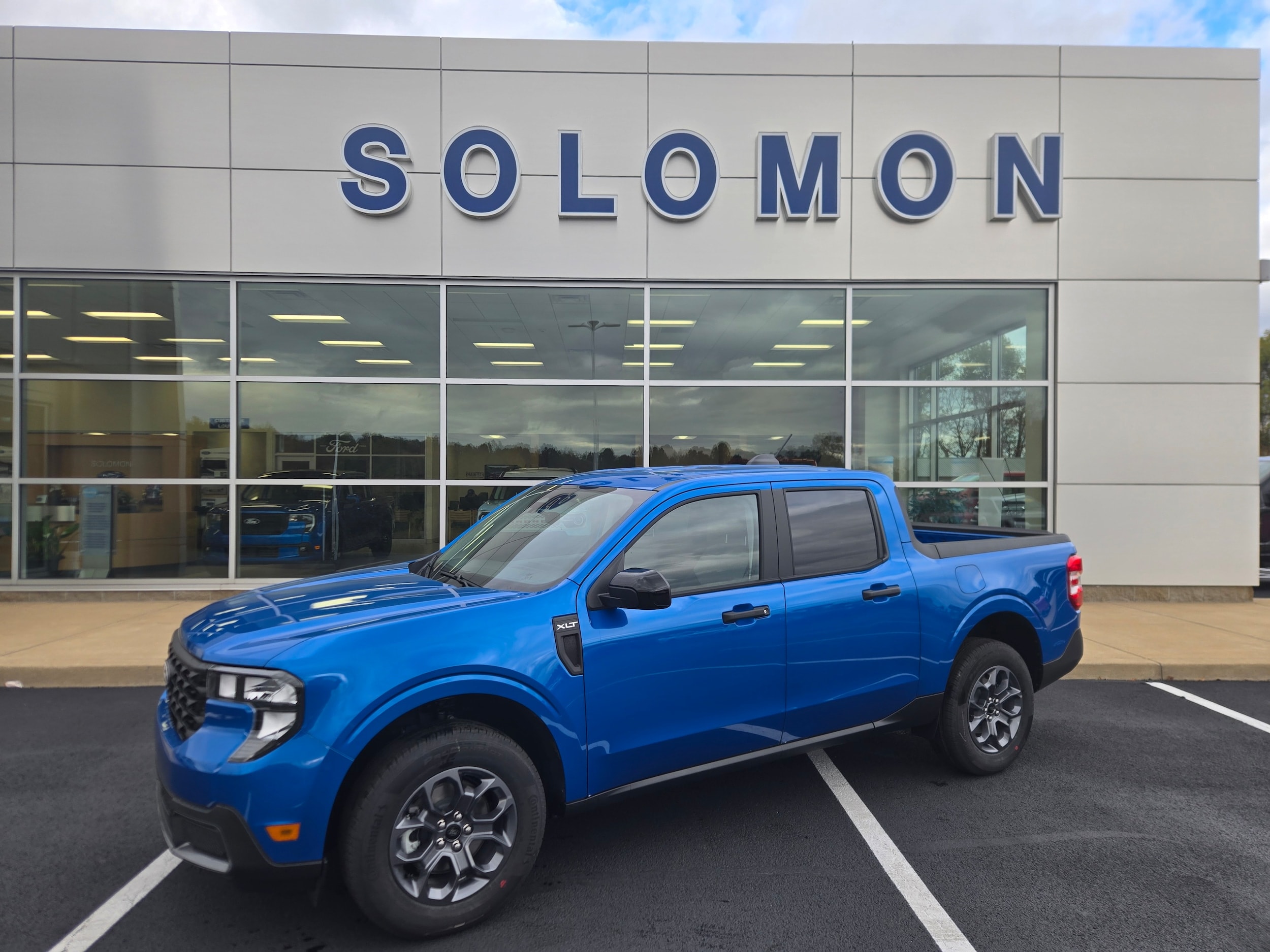 2025 Ford Maverick XLT's photo