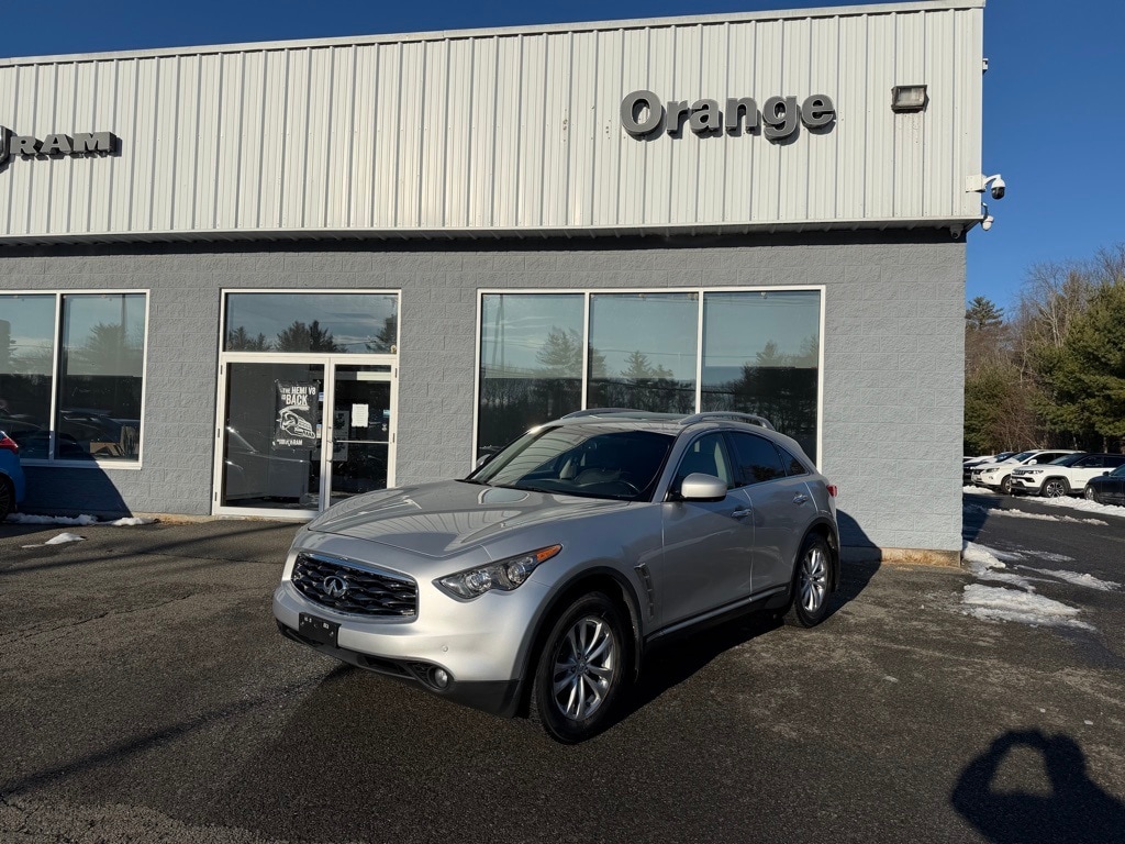 2011 INFINITI FX 35's photo