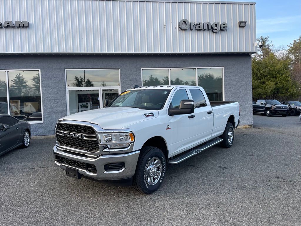 2024 RAM 3500 Tradesman 4X4 Crew Cab LWB's photo