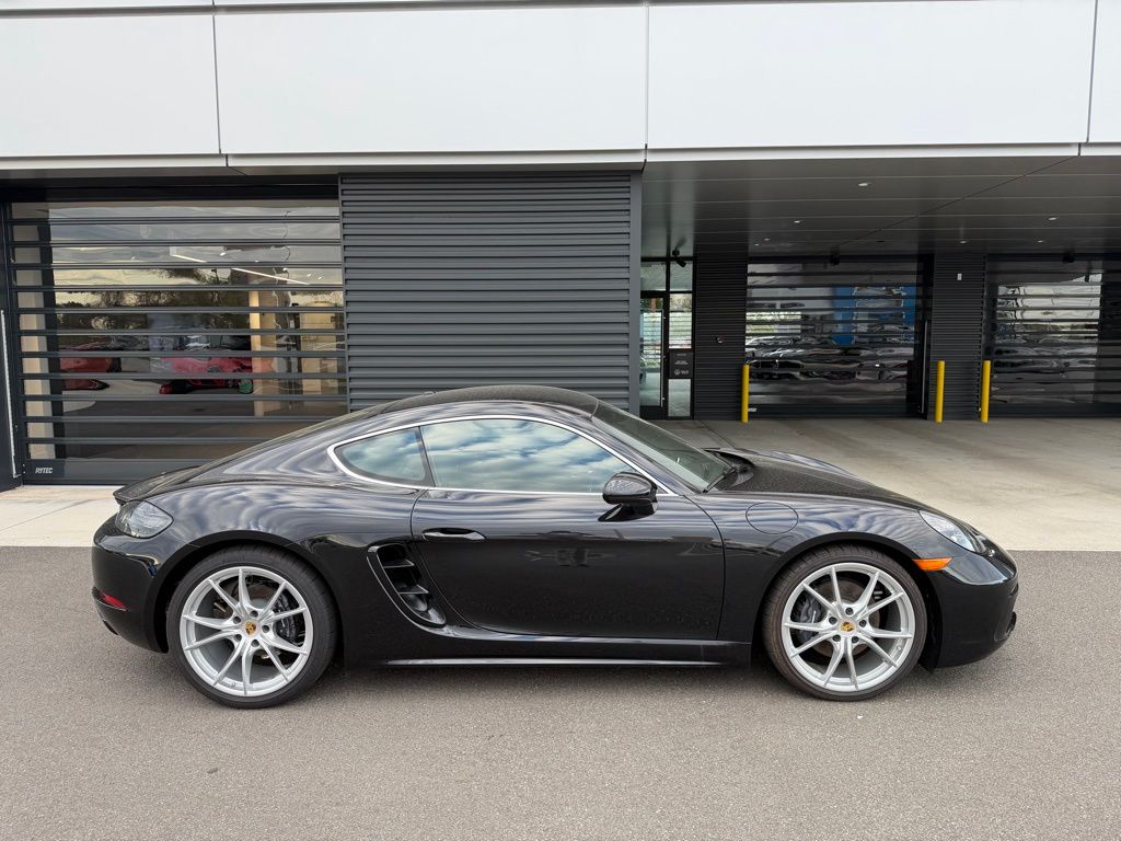 2025 Porsche 718 Style Edition - Photo 8