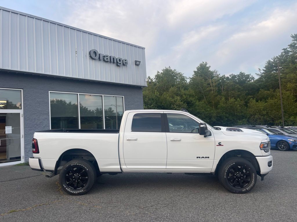 2024 RAM 2500 Laramie - Photo 7