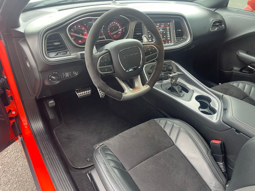 2020 Dodge Challenger SRT - Photo 17