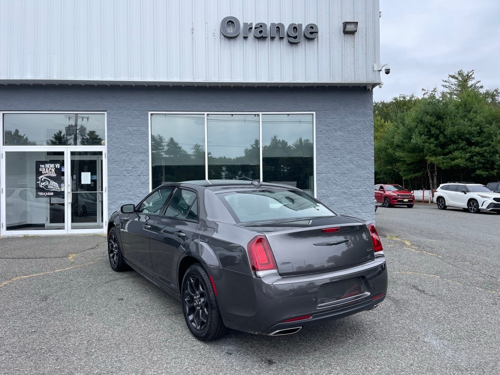 New 2023 Chrysler 300 TOURING L AWD Sedan