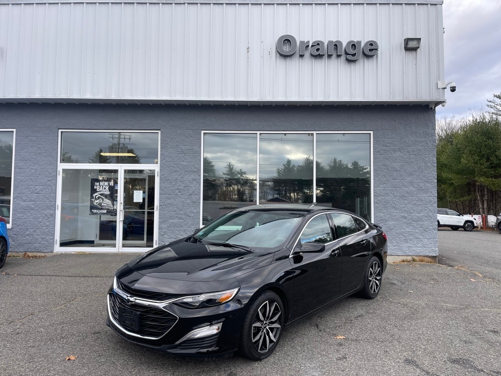 2022 Chevrolet Malibu RS's photo