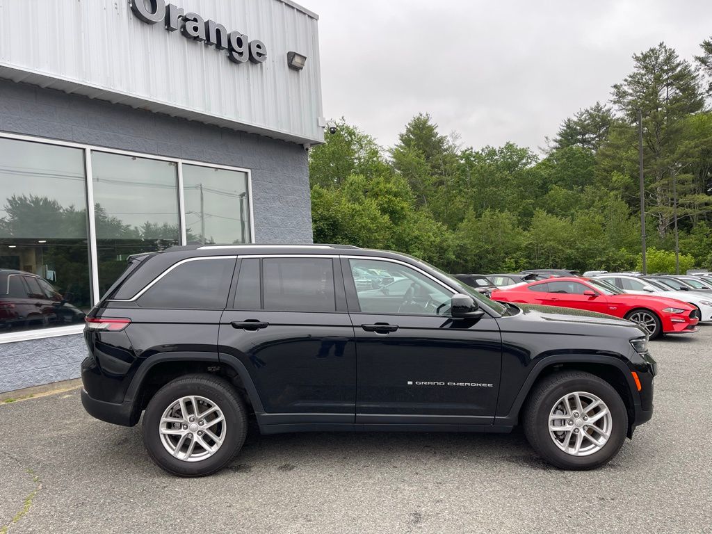 2023 Jeep Grand Cherokee Laredo - Photo 7