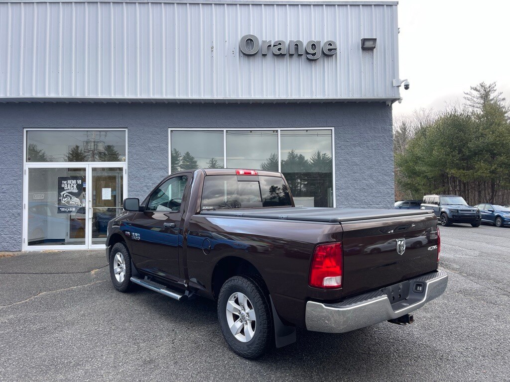 2015 Ram 1500 Tradesman photo 3