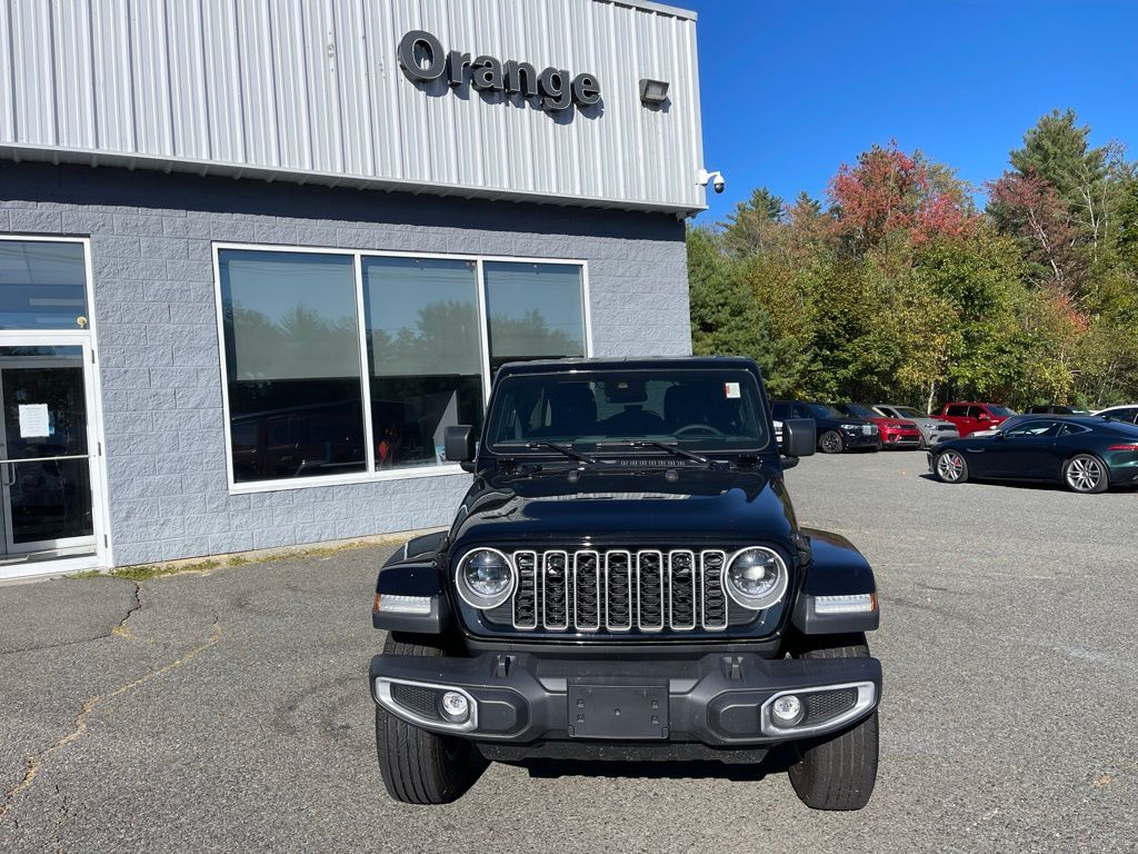 2025 Jeep Wrangler 4-Door Sahara - Photo 9
