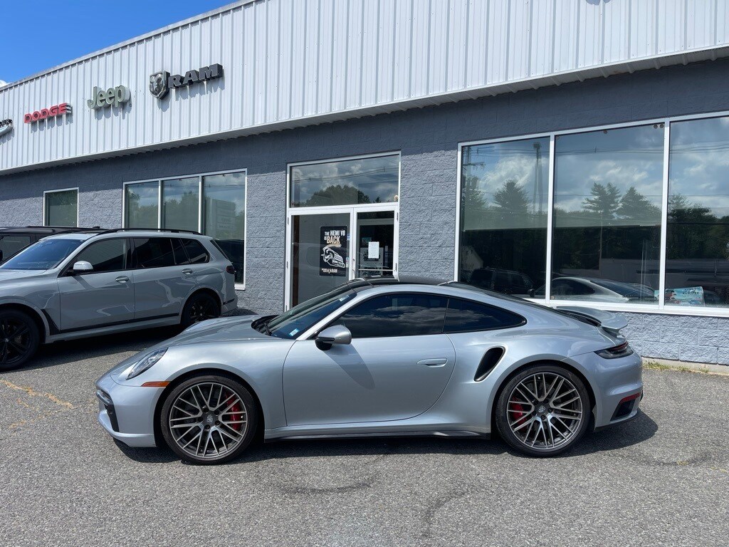 2022 Porsche 911 Turbo photo 3