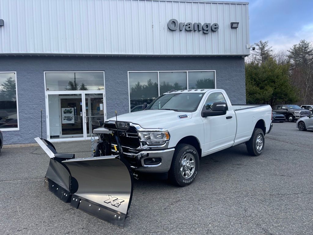 Bright White Clearcoat 2024 RAM 2500 Pickup Truck Four-Wheel Drive 8-Speed Automatic