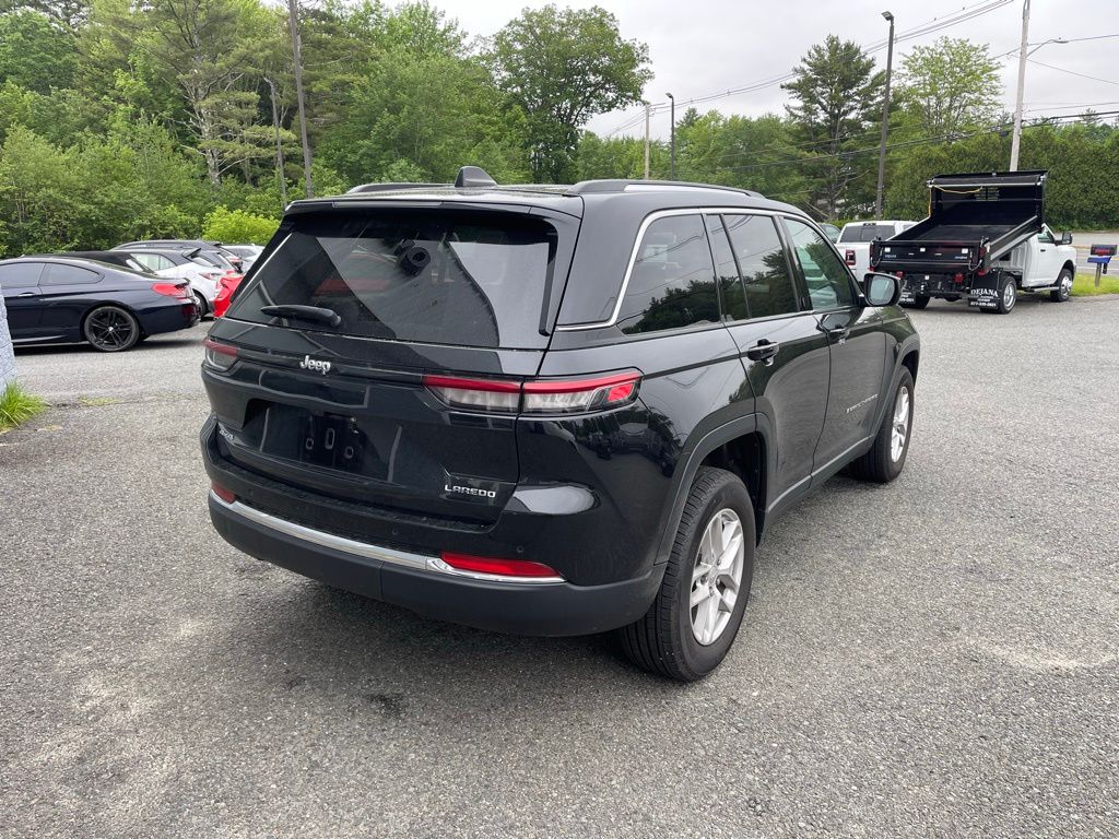 2023 Jeep Grand Cherokee Laredo - Photo 6