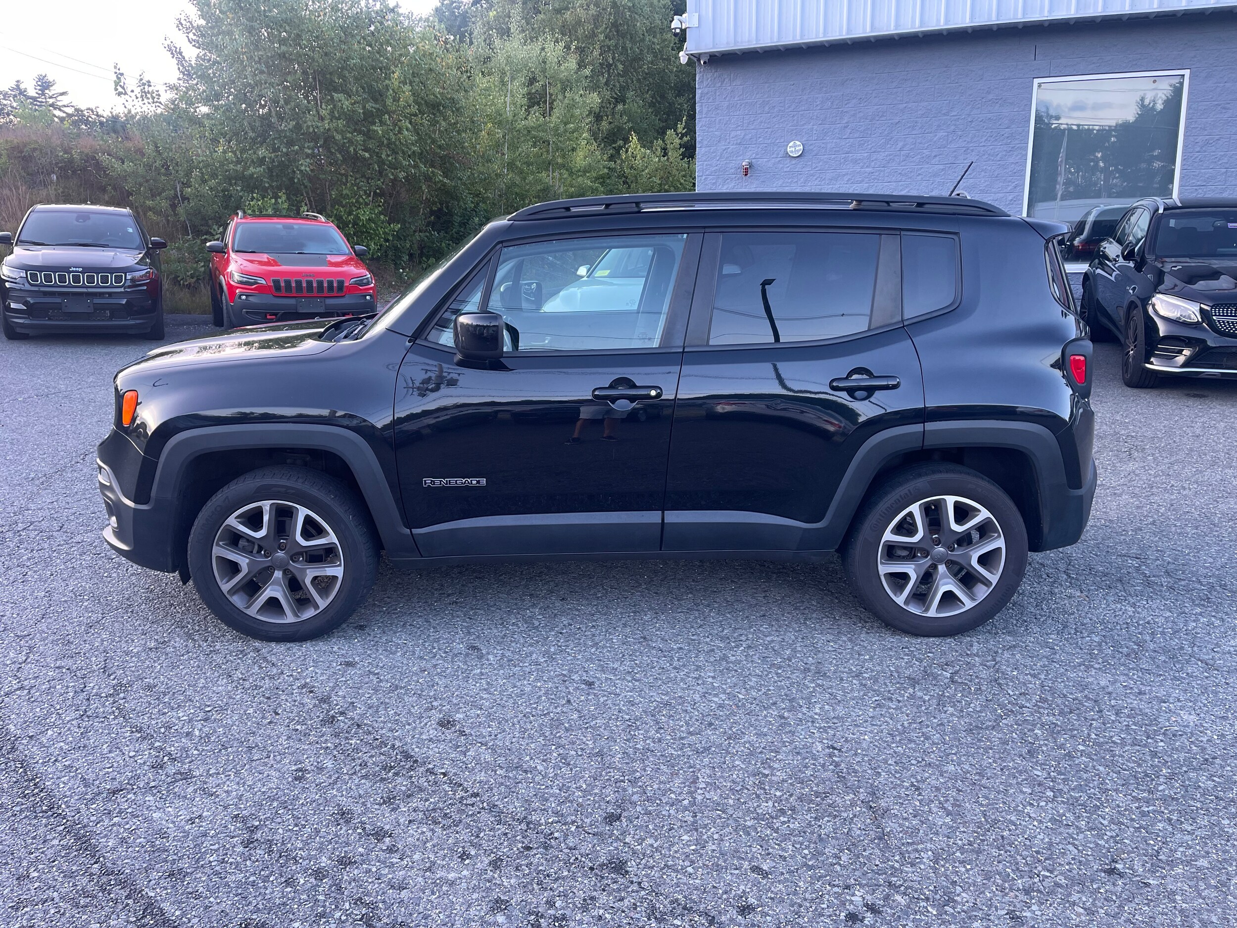 Used 2015 Jeep Renegade Latitude with VIN ZACCJBBT1FPB32796 for sale in Orange, MA