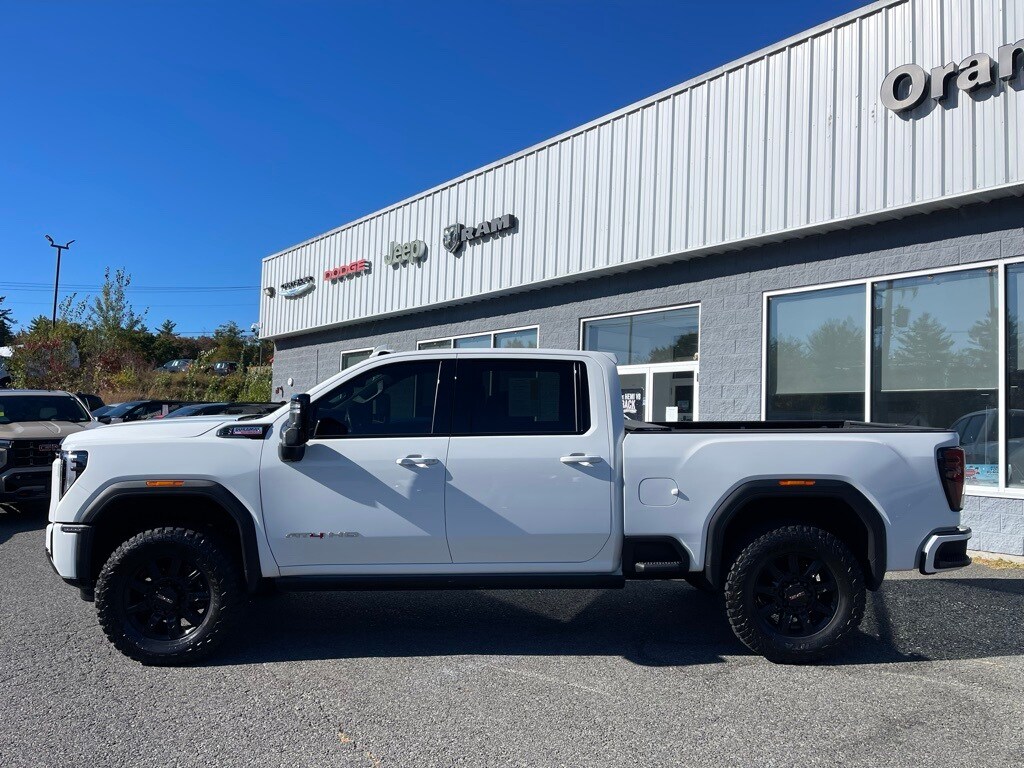 2025 Gmc Sierra 2500 HD AT4 photo 3