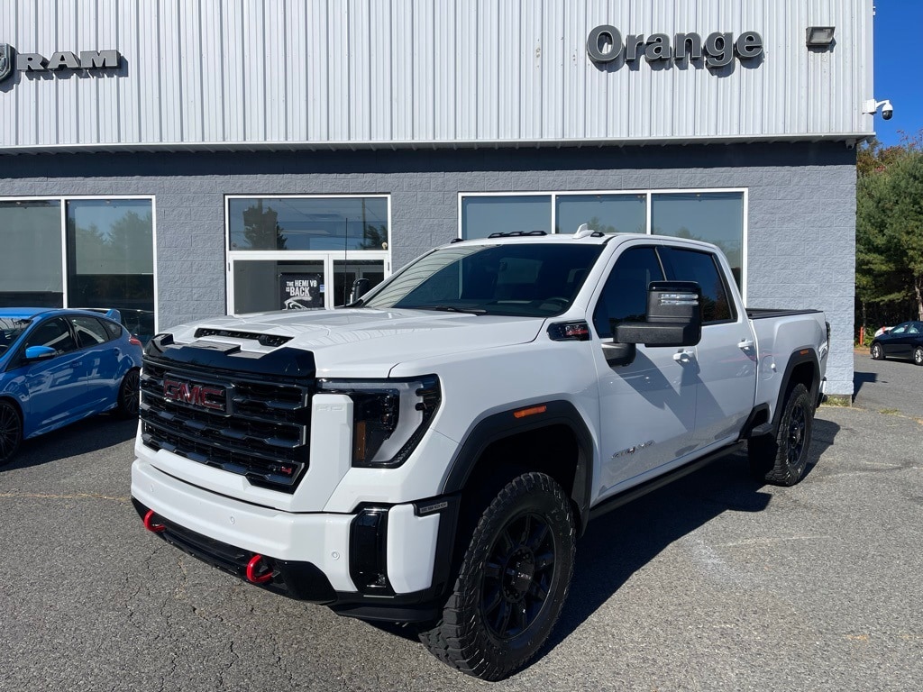 2025 GMC Sierra 2500HD AT4's photo