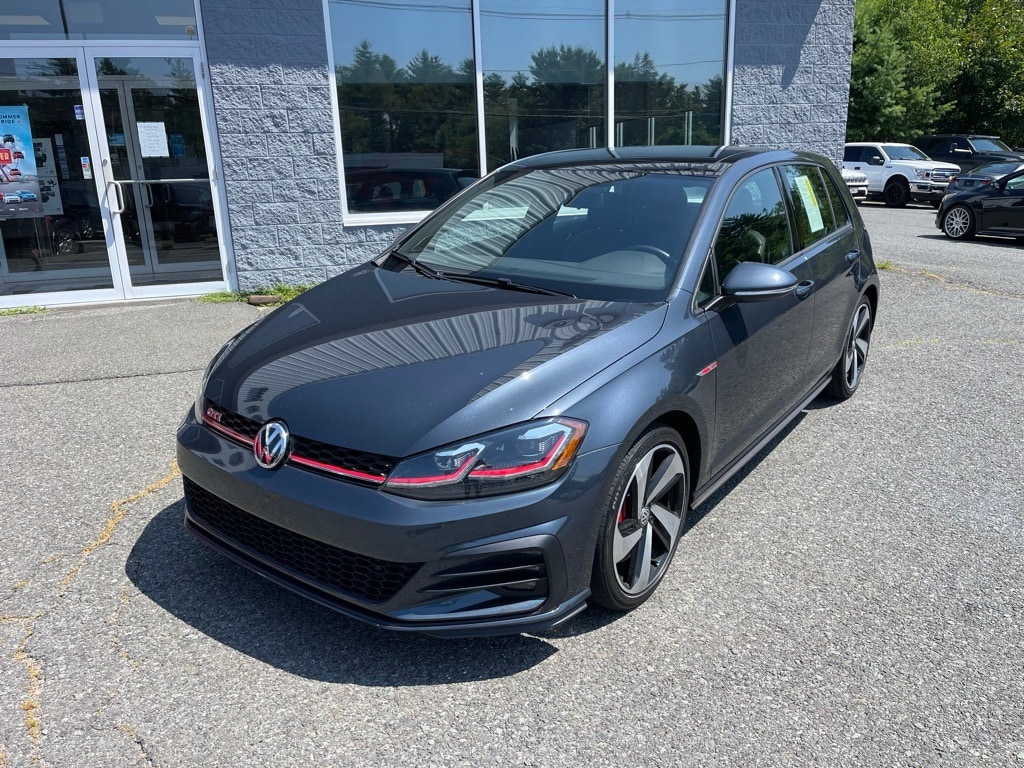 3VW5T7AU3KM008842